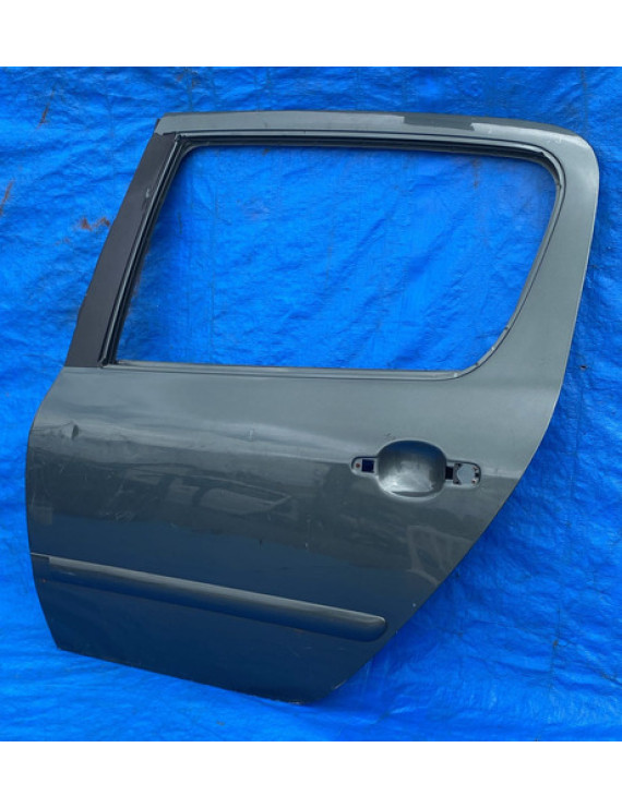 Porta Traseira Esquerda Peugeot 307 Sw 2003 A 2011 Detalhe Traseira Esquerdo Preto