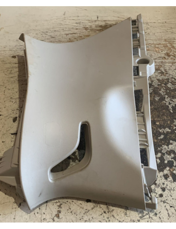 Moldura Coluna Traseira Direito Honda Hrv 2018 84131-t7t