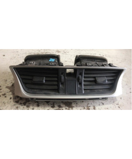 Difusor De Ar Central Nissan Sentra 2014 - 2016 Difusor De Ar Central Nissan Sentra 2014 - 2016