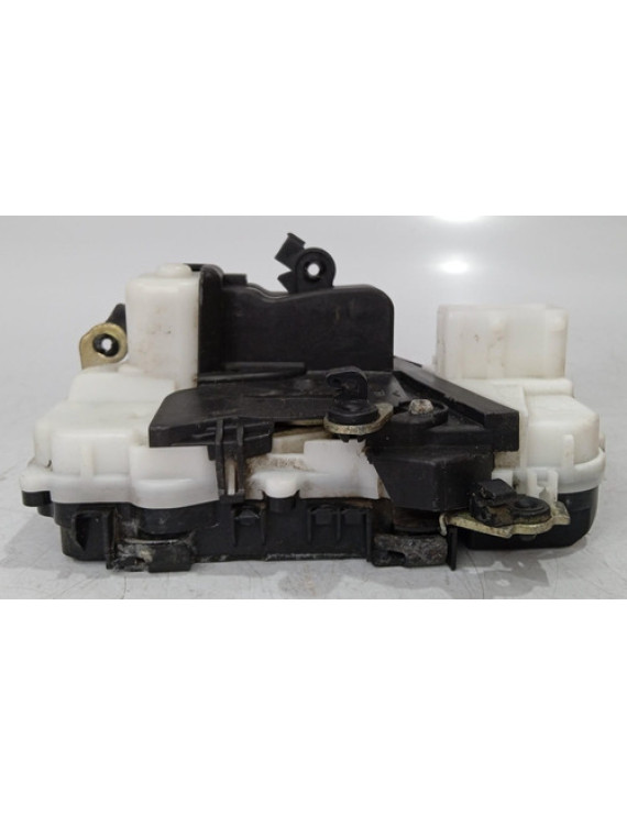 Fechadura Dianteira Esquerda Peugeot 607 1999