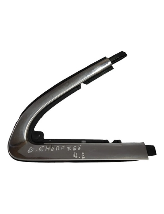Moldura Externa Retrovisor Esquerdo Grand Cherokee 2014 2015 Prateado