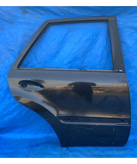 Porta Traseira Direita Mercedes Ml320 Ml350 Ml63 2007 A 2011 Traseira Direita Preto