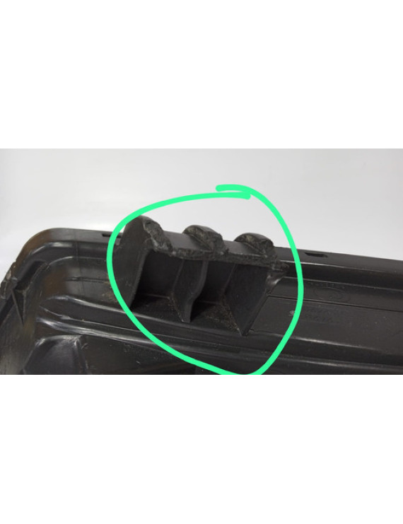 Farol Direito Kia Cerato 2009 2010 2011 2012 2013 Detalhe Direito/passageiro