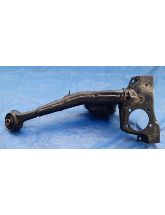Braço Manga Traseiro Direito Toyota Rav4 2001 - 2005