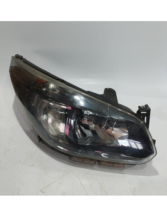 Farol Direito Gm Spin 2013 2014 2015 2016 Direito