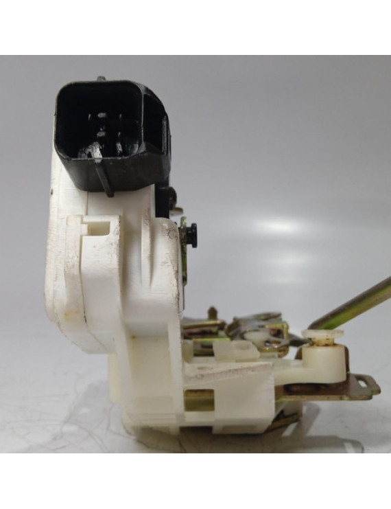 Fechadura Porta Dianteira Esquerda Pajero Tr4 2005 - 2015