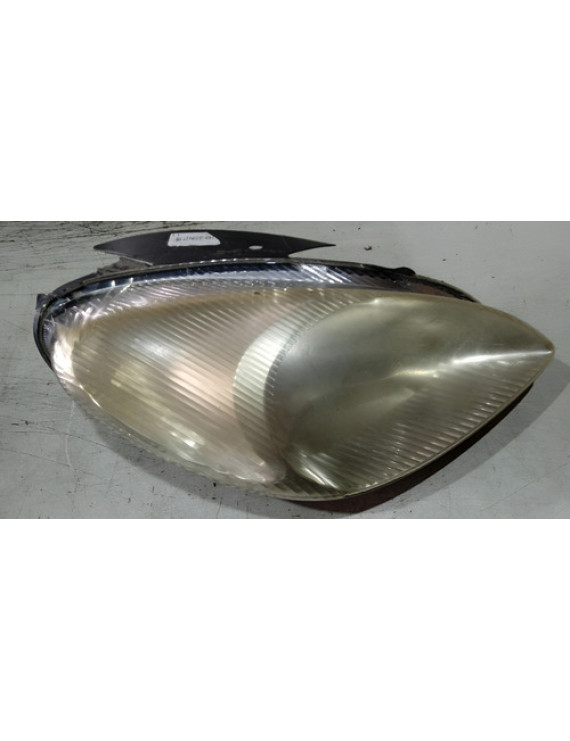Farol Direito Xsara Picasso 2001 - 2006 / Avaria Direito