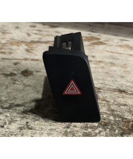 Comando Pisca Alerta Audi Q3 2014 2015 Preto Comando Pisca Alerta Audi Q3 2014 2015 Preto