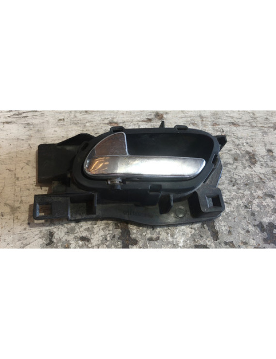 Maçaneta Interna Traseira Esquerda Peugeot 407 2006 Traseira
