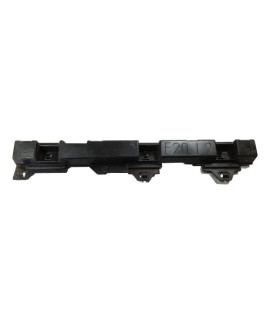 Suporte Do Parachoque Dianteiro Direito Bmw 135 2015