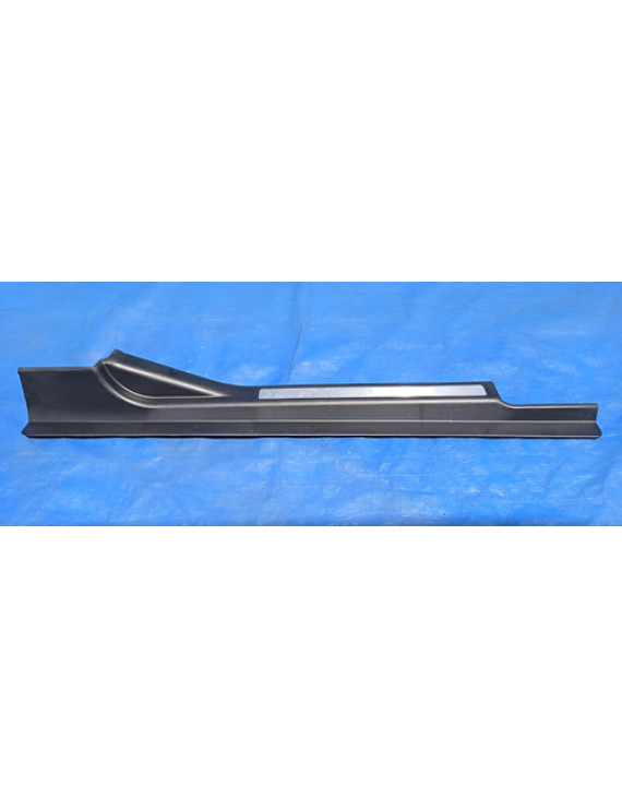 Soleira Dianteira Direita Mercedes C180 2000 - 2006 Preto