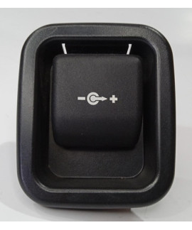 Tomada Plug 12v Porta Malas Bmw X3 2013 2014 2015
