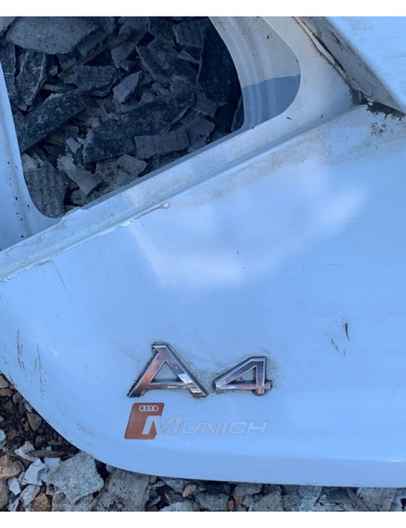 Tampa Traseira Audi A4 Sedan 2014 Branco