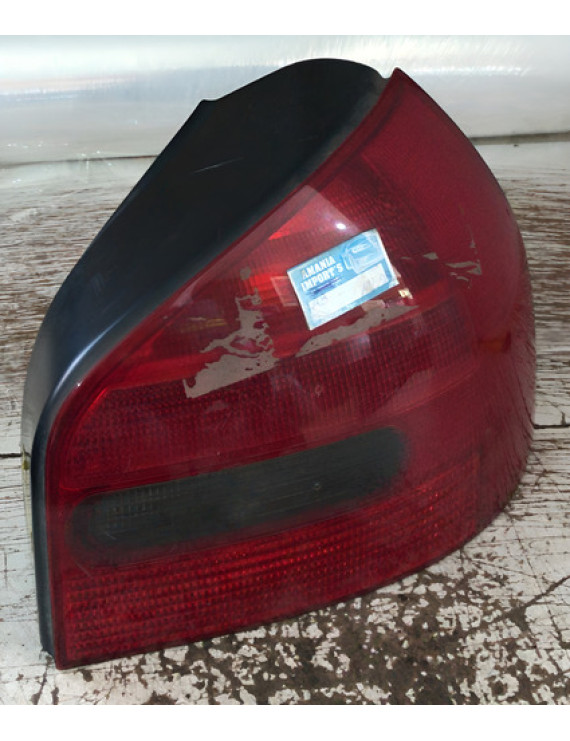 Lanterna Direita Audi A3 2001 - 2005   Direito