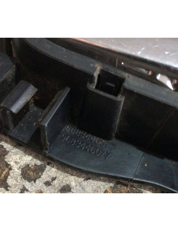 Maçaneta Interna Traseira Direita Citroen C3 2009 Traseira