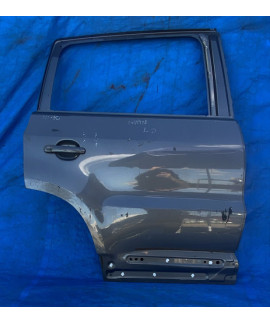 Porta Traseira Direita Vw Tiguan 2010 A 2014 Detalhe Traseira Direita Preto