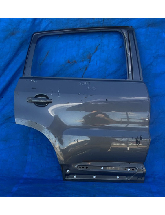 Porta Traseira Direita Vw Tiguan 2010 A 2014 Detalhe Traseira Direita Preto