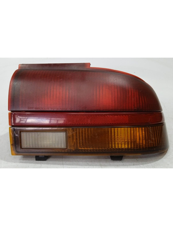 Lanterna Direita Saturn Sl 1991 1992 1993 1994 1995 Direito/passageiro Vermelho