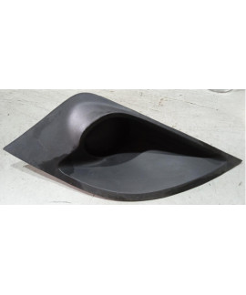 Grade Farol Milha Esquerdo Fiesta 2011 - 2015 Bs6519953abw Preto