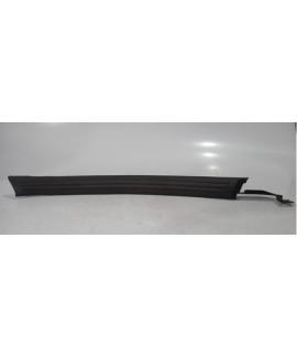 Soleira Traseira Esquerda Focus Sedan 2000 - 2008 Preto