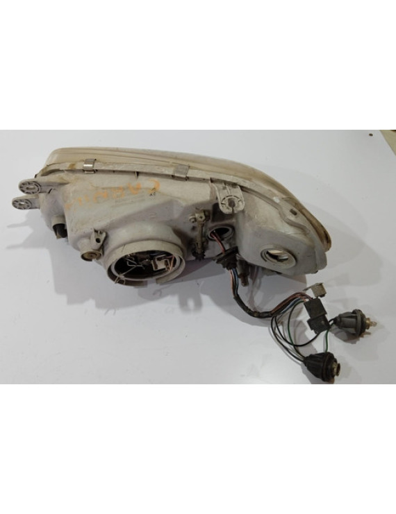 Farol Direito Kia Carnival 2001 / Avaria Direito