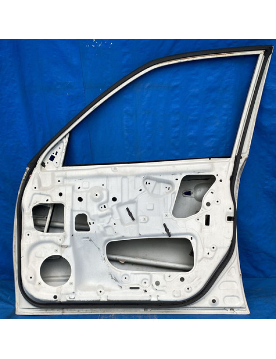 Porta Dianteira Direita Subaru Forester 2008 2009 2010 2011  Dianteira Direito Branco
