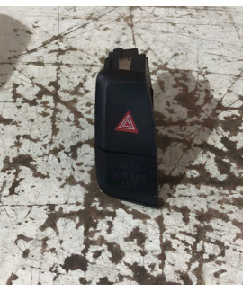 Botão Interruptor Alerta Audi A4 A5 2009 - 2014 Preto Botão Interruptor Alerta Audi A4 A5 2009 - 2014 Preto