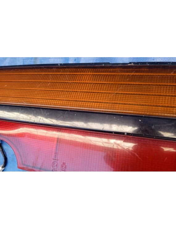 Lanterna Traseira Tampa Mitsubishi Space Wagon Glxi 1995 Ambos Lados Vermelho