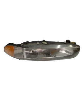 Farol Direito Mitsubishi Galant 1993 - 1996 Detalhe Direito/passageiro Farol Direito Mitsubishi Galant 1993 - 1996 Detalhe Direito/passageiro