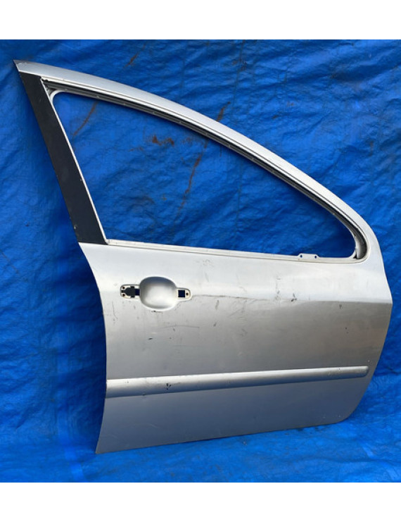 Porta Dianteira Direita Peugeot 307 2003 A 2010 Dianteira Direita Prateado