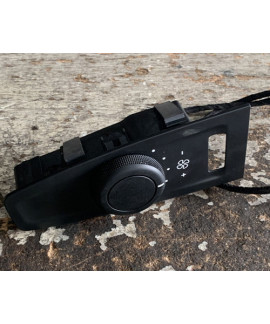 Comando Ar Lateral Esquerdo C4 Picasso 2019 Comando Ar Lateral Esquerdo C4 Picasso 2019