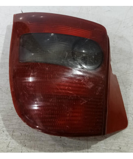 Lanterna Esquerda Fiat Palio 1996 1997 1998 1999 2000    Esquerdo Vermelho