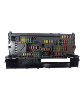 Caixa Fusíveis Bmw Série 5 550 2011 -2014 / 9210861-01