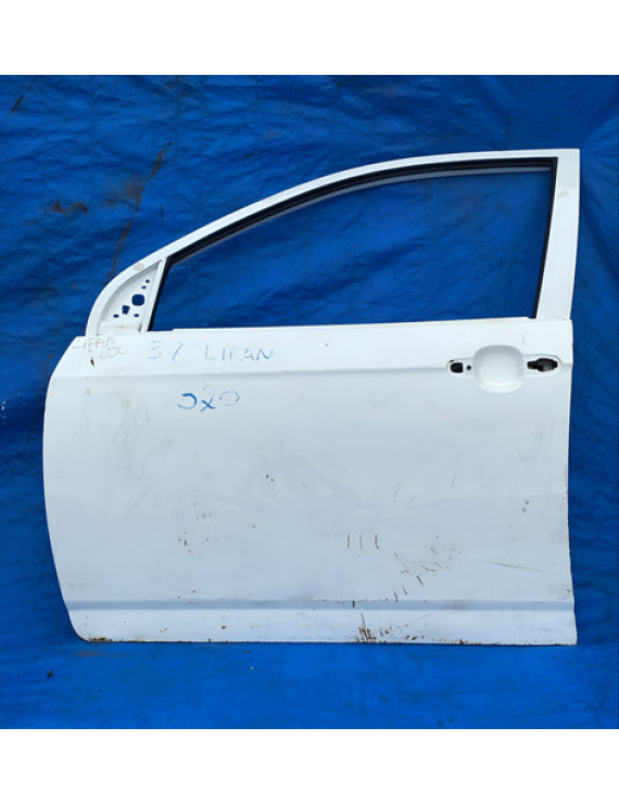 Porta Dianteira Esquerda Lifan 620 2011 A 2016 / Detalhe Dianteira Esquerdo Branco