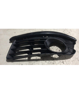 Moldura Farol Milha Esquerdo Jetta 2006 - 2010 Preto