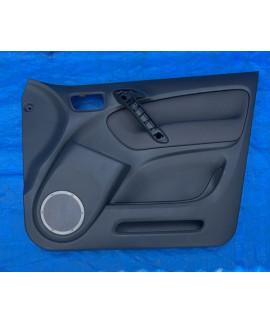 Forro De Porta Dianteira Direita Toyota Rav4 2001 A 2005