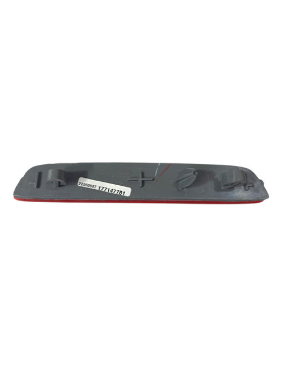 Refletor Olho De Gato Parachoque Tracker 2013 2014 2015 2016 Vermelho