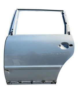 Porta Traseira Esquerda Passat Variant 1999 A 2005 Detalhe Traseira Esquerdo Prateado