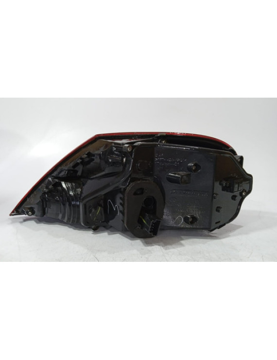 Lanterna Esquerda Fusca 2012 2013 2014 2015 2016 Esquerdo/motorista Vermelho