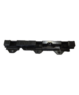 Suporte Do Parachoque Dianteiro Esquerdo Bmw 135 2015
