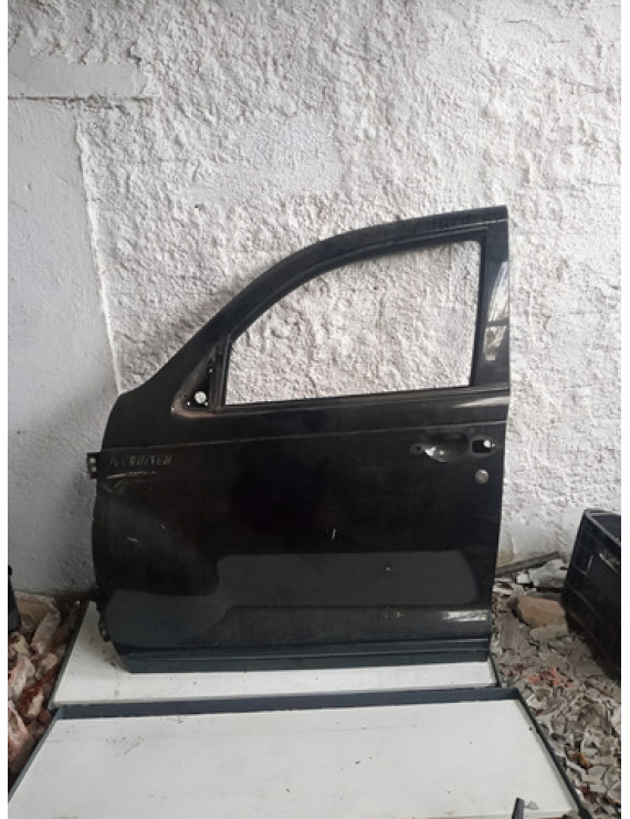 Porta Dianteira Esquerda Pt Cruiser 2004 - 2008 / Detalhe Dianteira Esquerdo Preto