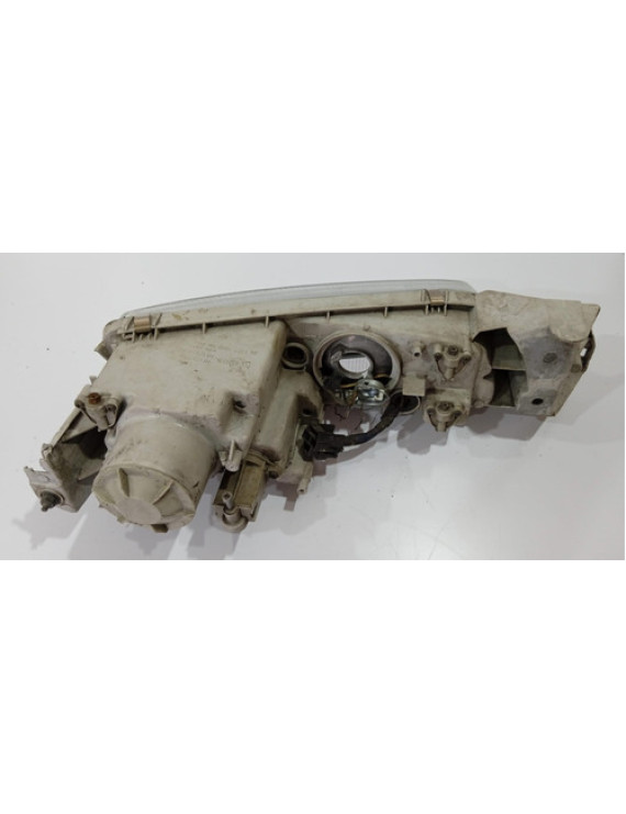 Farol Direita Mazda 626 1993 - 1997 / Detalhe Direito