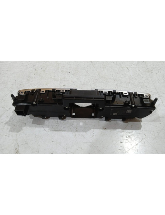 Botão Controle Mídia Botão Alerta Mercedes E300 C180 2020  Preto