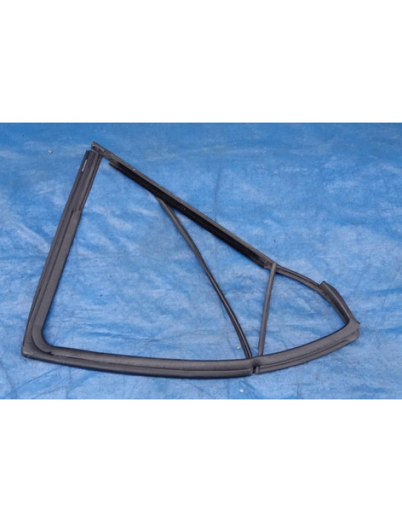 Borracha Superior Porta Traseira Esquerda J3 2010 - 2014