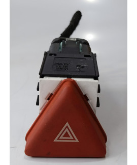 Botão Pisca Alerta Jetta 2007 2008 2009 2010 2011 2012 2013 Vermelho Botão Pisca Alerta Jetta 2007 2008 2009 2010 2011 2012 2013 Vermelho