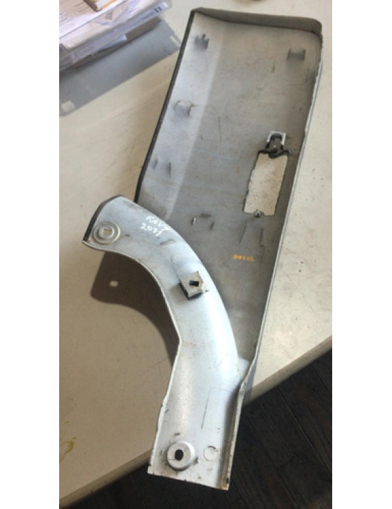 Aplique Inferior Tampa Traseira Toyota Rav4 2006 - 2011  Cinza