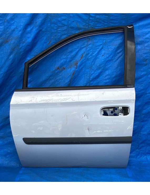 Porta Dianteira Esquerda Gran Caravan 2003 A 2007 / Detalhe Dianteira Esquerdo Prateado