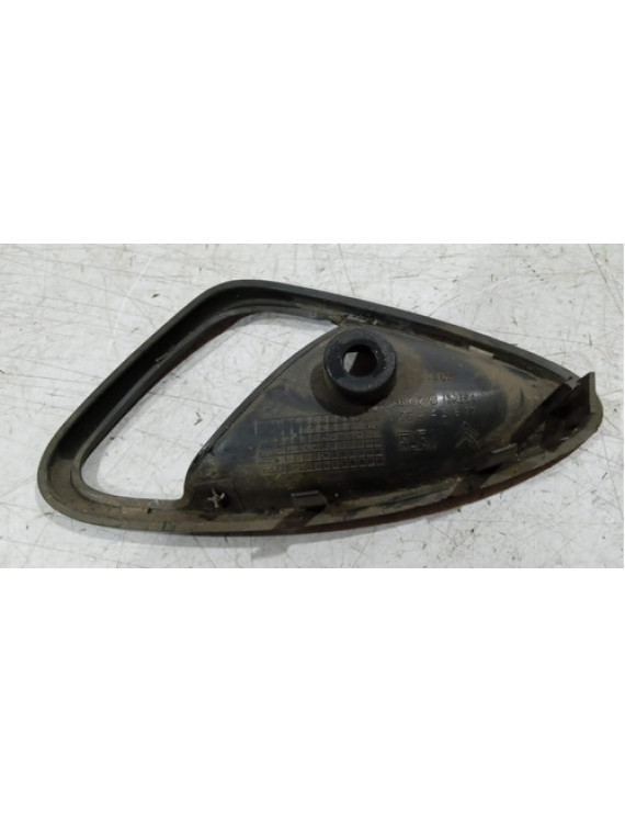 Moldura Maçaneta Dianteira Direita  C5 2001 - 2005 Dianteira
