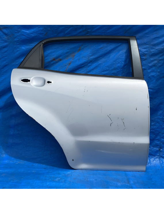 Porta Traseira Direita Ssangyong Korando 2011 A 2014 Traseira Direita Prateado