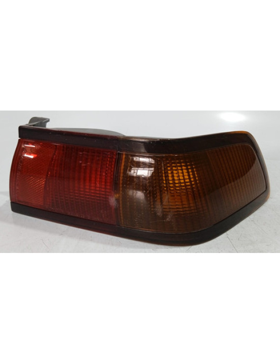 Lanterna Direita Toyota Camry 1997 1998 1999 Direito/passageiro Vermelho